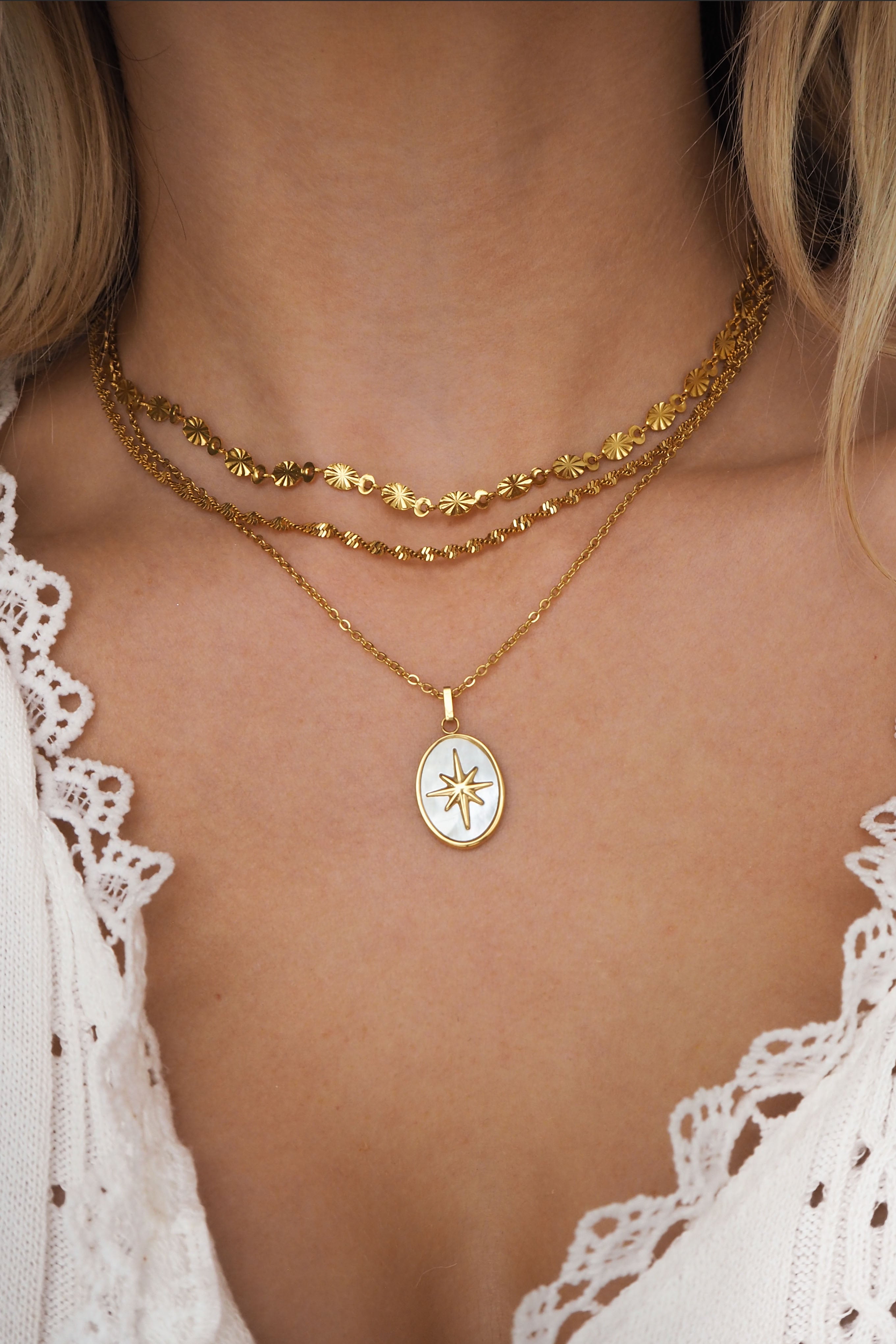 Izzy Necklace