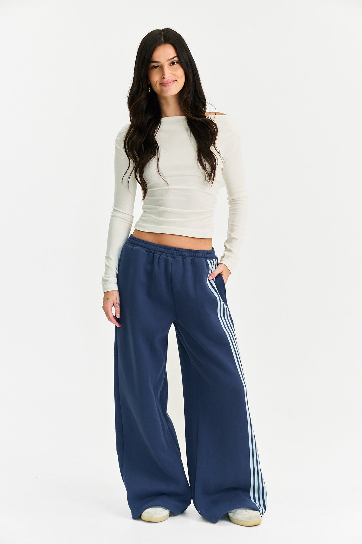 Dylan Sweatpants in Navy