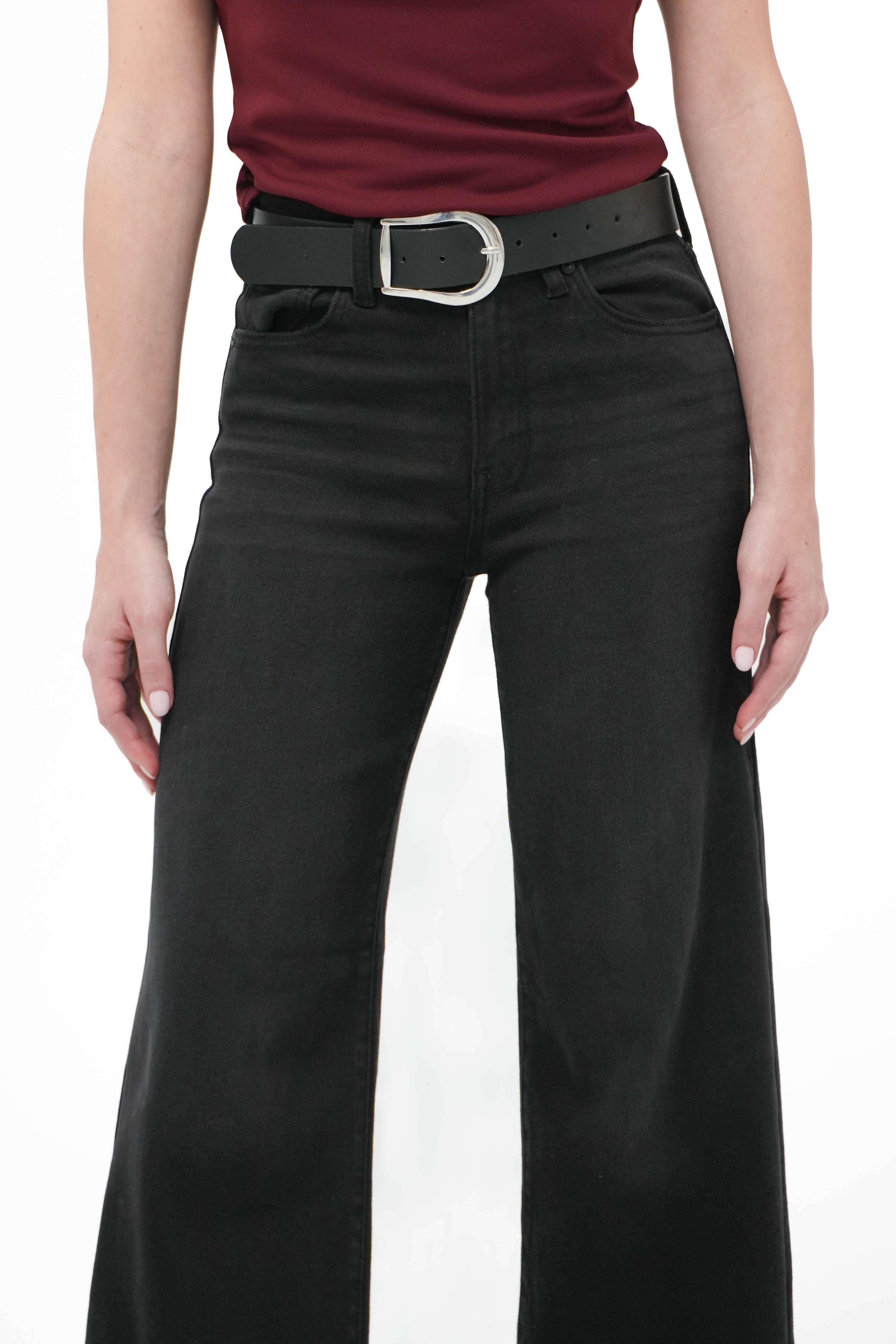 Archer Jeans in Black