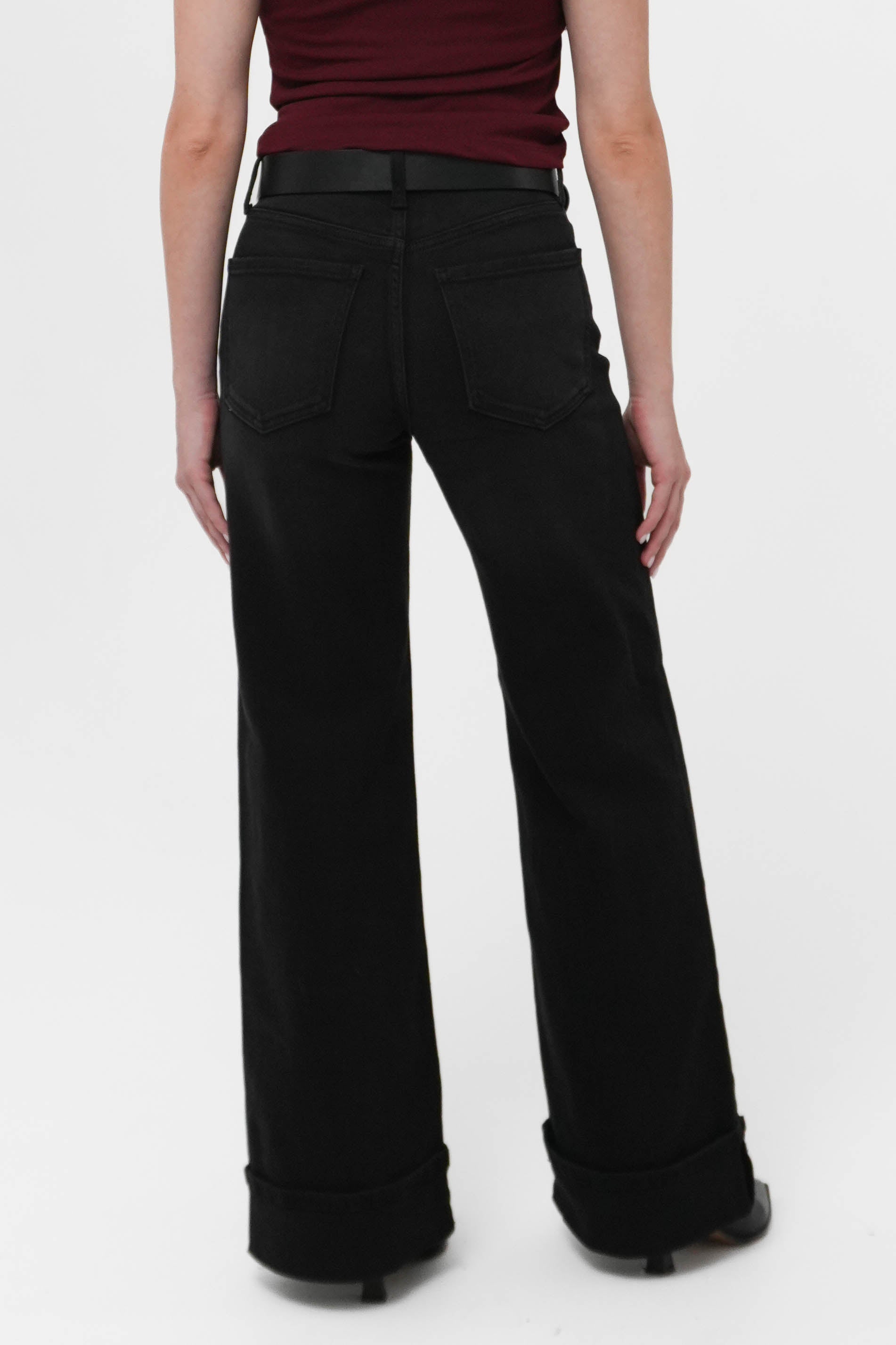 Archer Jeans in Black