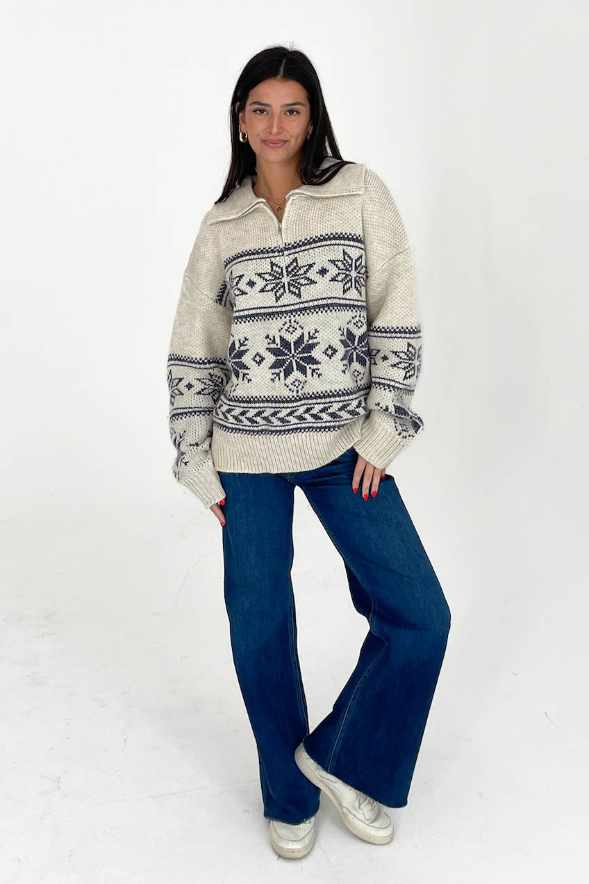 Warm Me Up Sweater in Cream/Navy