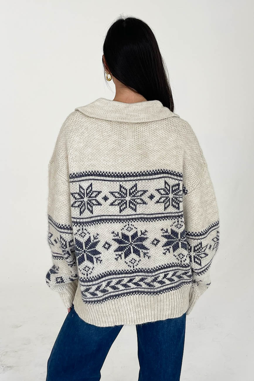 Warm Me Up Sweater in Cream/Navy