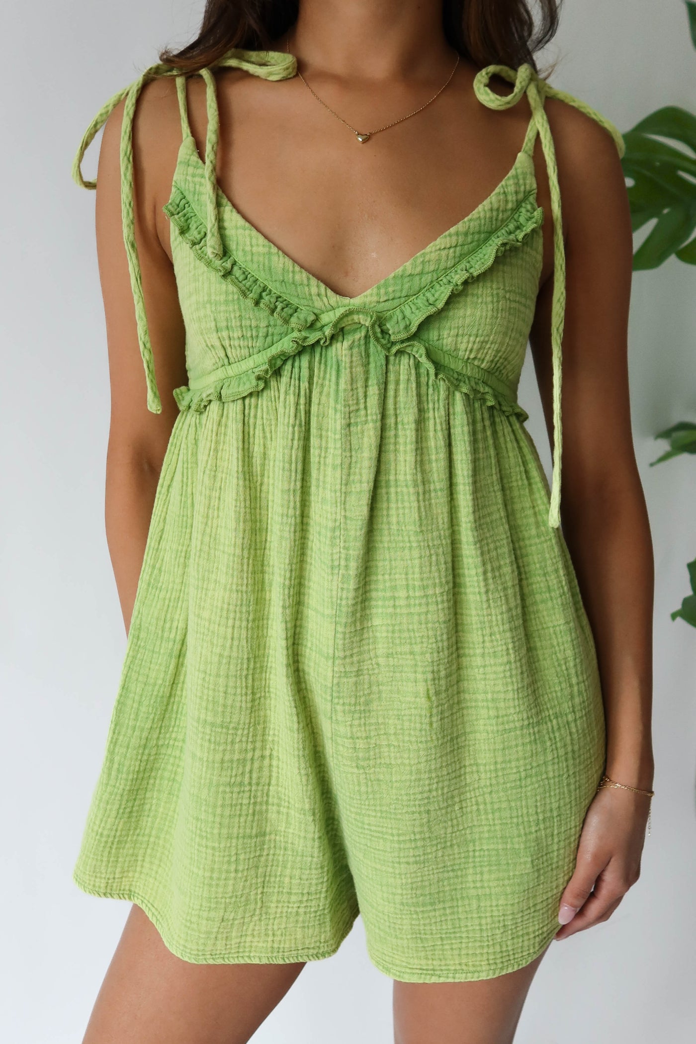 Trend4us Sleeveless Zip-Front Swim Romper
