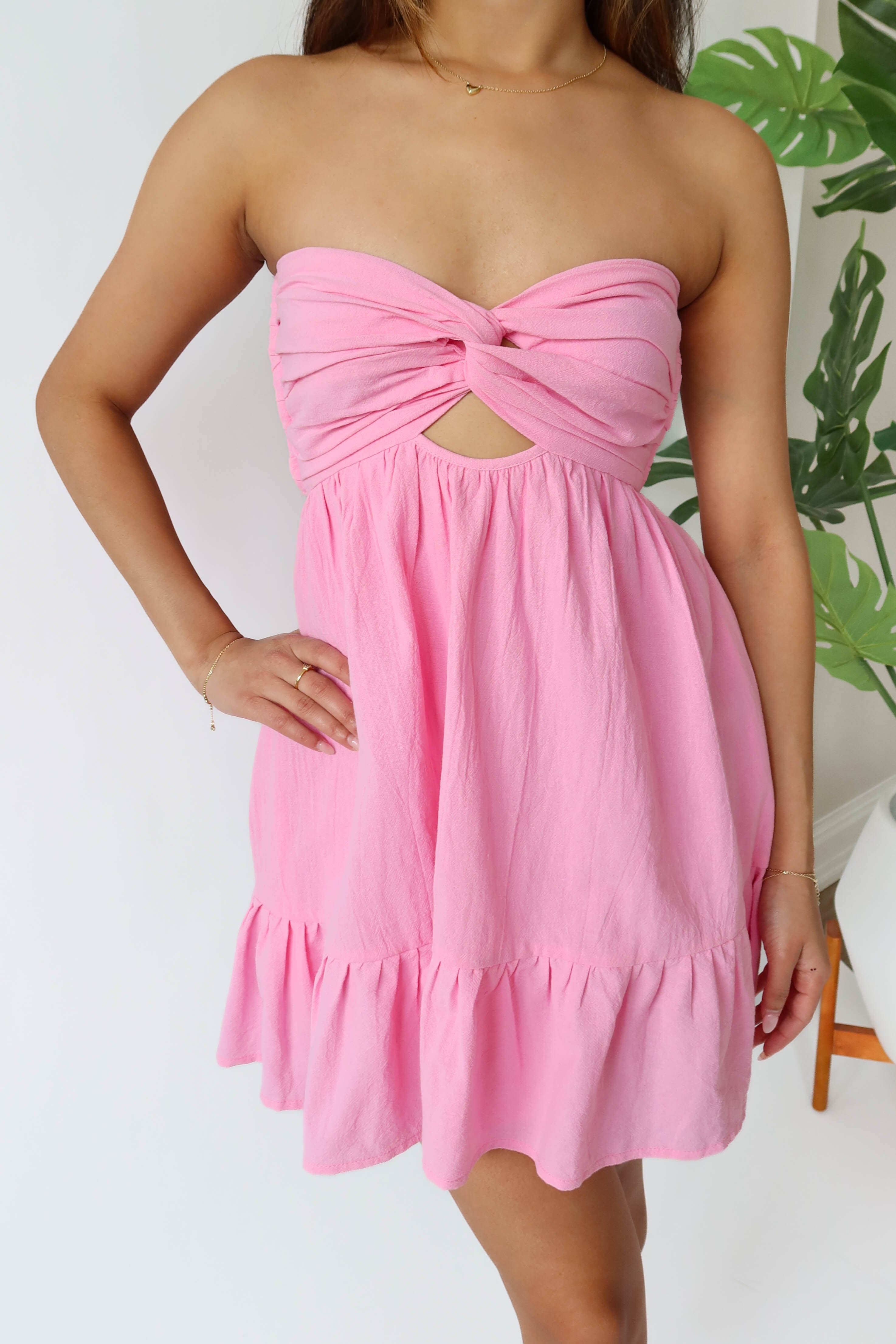 Summer Breeze Dress in Pink