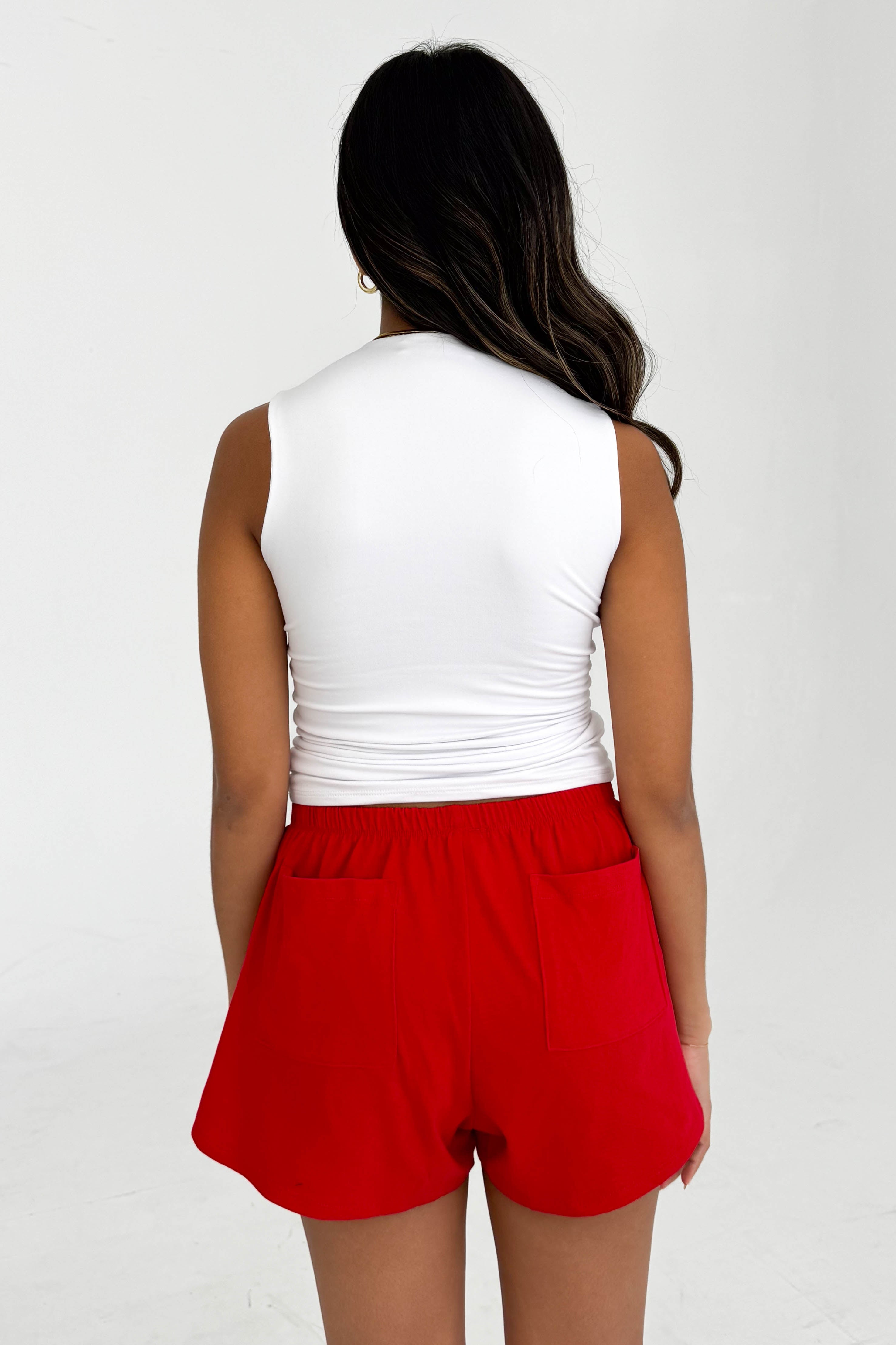 Easy Day Shorts in Red