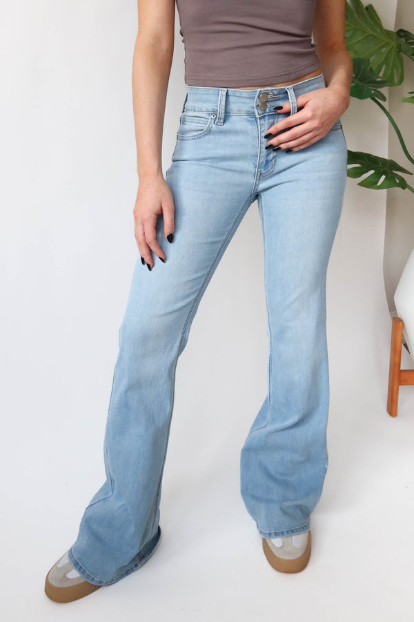 Arielle Jeans