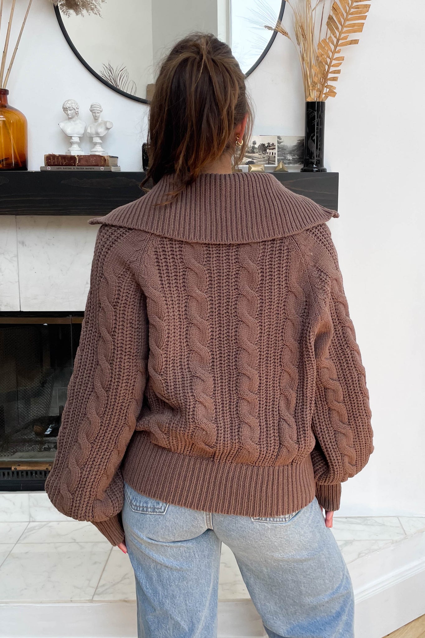Let's Cuddle Sweater in Brown – Grey Bandit